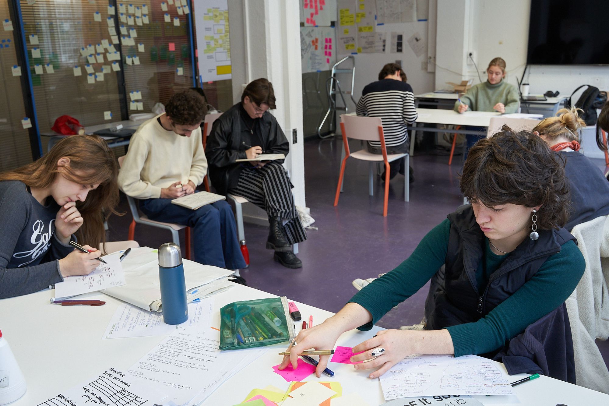 Workshop on humanitarian design - ENSCI Les Ateliers (2022 ...